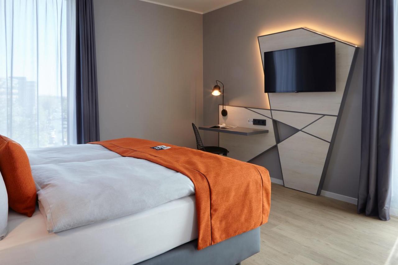 Holiday Inn - The Niu, Hub Dusseldorf Messe By Ihg Exteriér fotografie